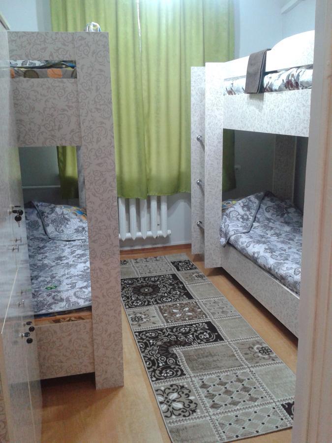 Hostel64 アルマトイ エクステリア 写真